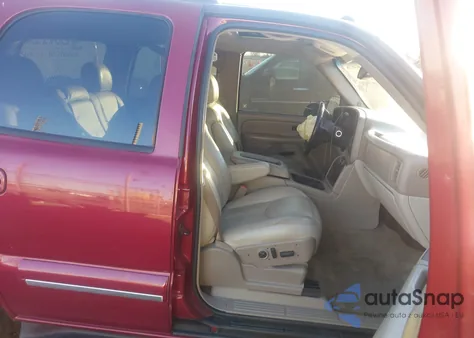 2004 Chevrolet Tahoe Lt из США, поврежденный, VIN 1GNEC13Z54R130801